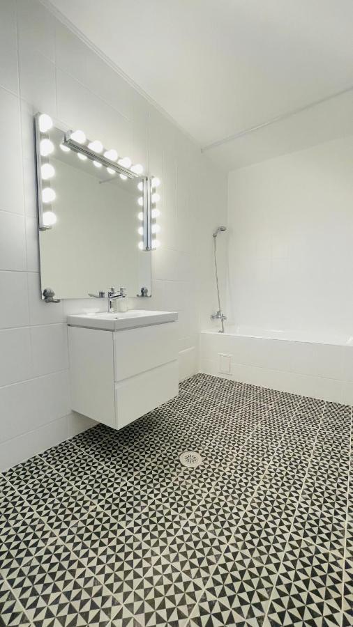 Biolocalia House Dobrogea Apartamento Balotesti Exterior foto